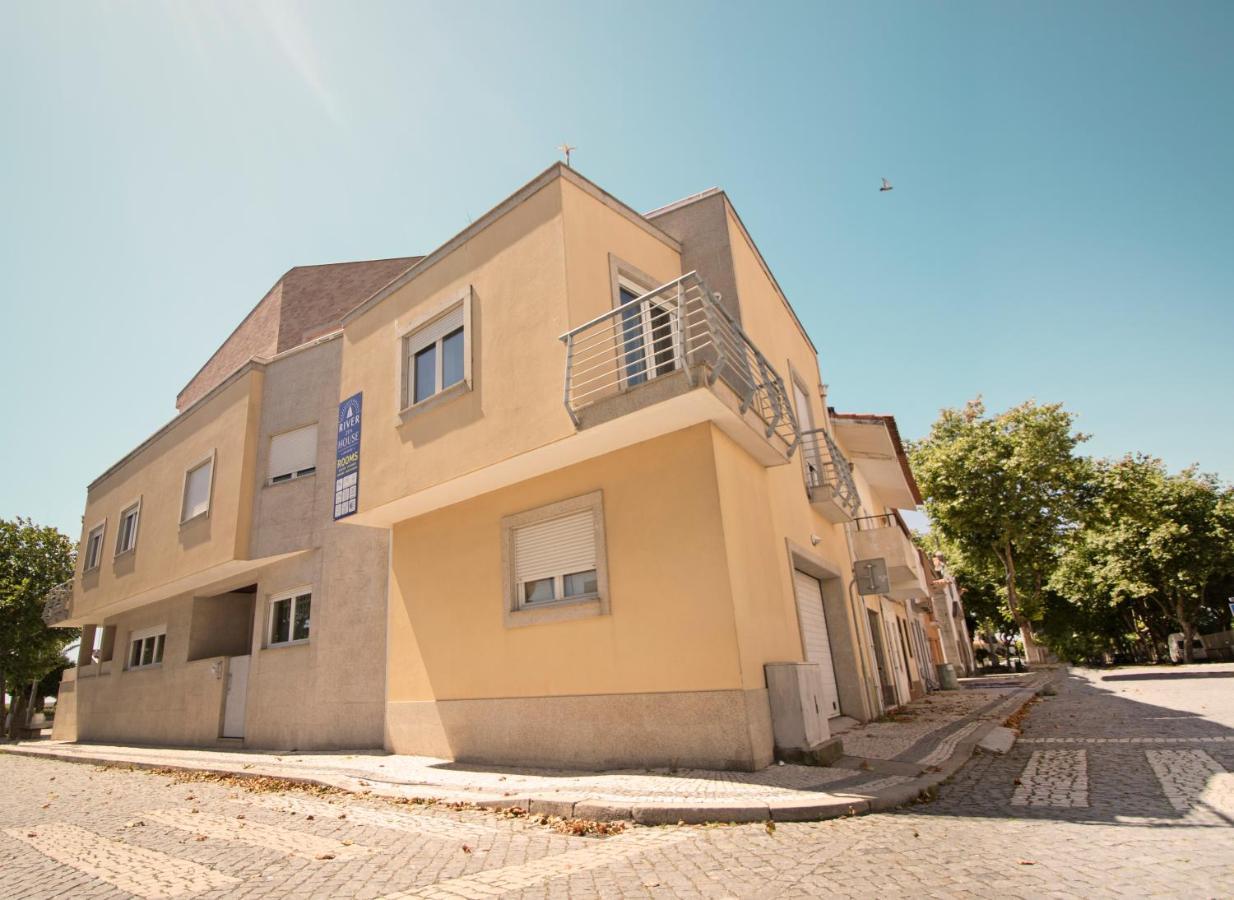 Riverzenhouse Hotel Esposende Exterior photo